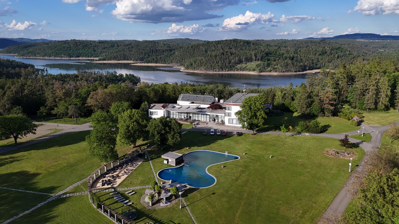 dji_fly_20240520_183424_0020_1716223517517_photo.jpg